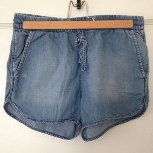 Gap chambray shorts. Size XS